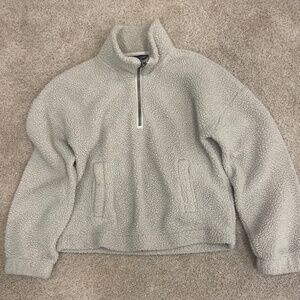 Abercrombie and fitch sweater size S